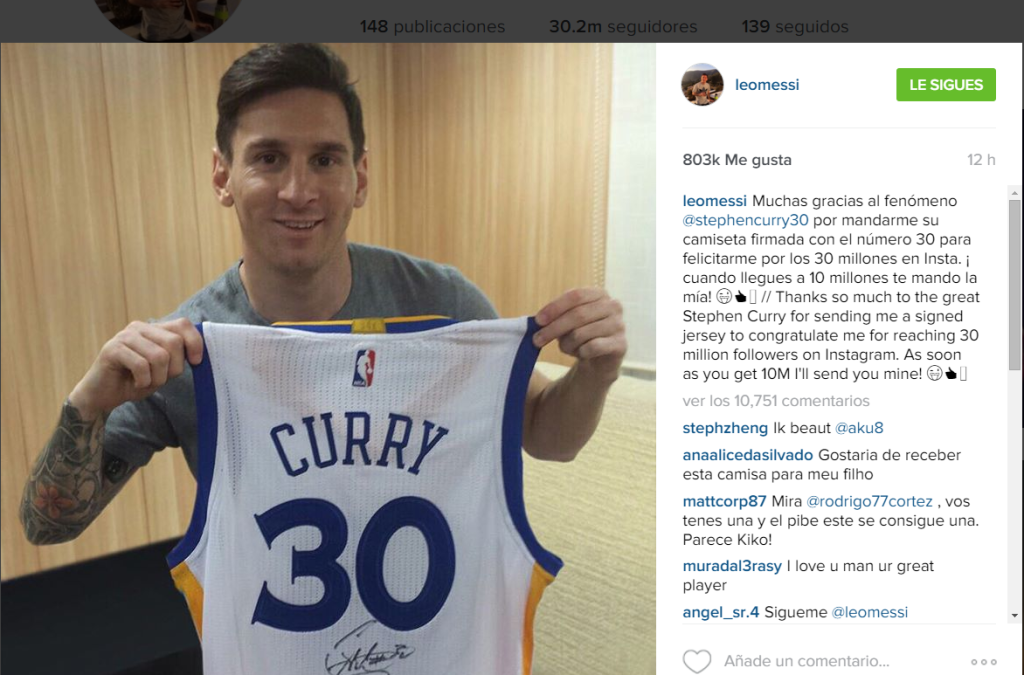 Les dejamos la captura de pantalla del crack argentino agradeciendo a Curry por le regalo. HSI