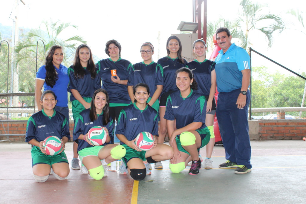 EDEM, un equipo de jóvenes con gran futuro en el voleibol. Foto HSI/R. Germer