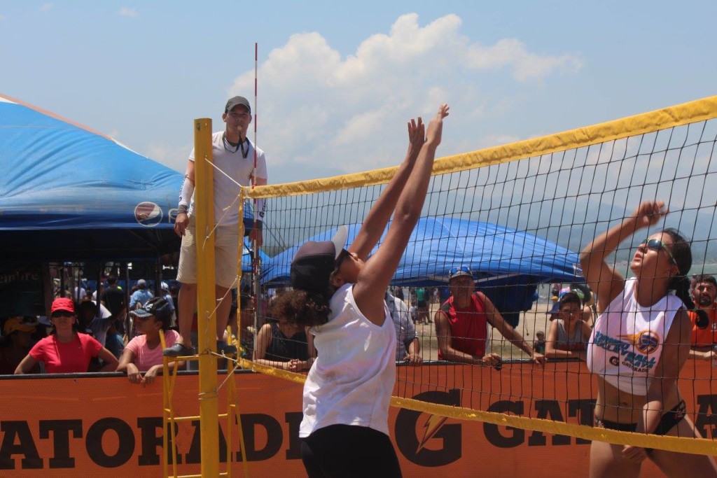 Voleibol de Playa Puerto Cortes (9)