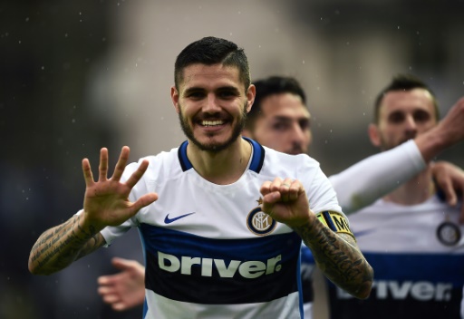 El argentino del Inter Milan Mauro Icardi celebra su tanto al Frosinone. Foto AFP