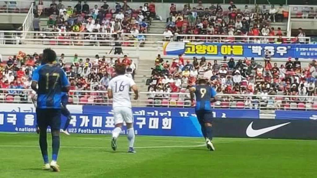 Lozano y Fonseca destacan en el Corea 2-2 Honduras