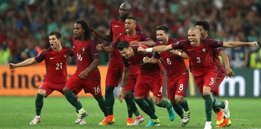 Portugal gana a Polonia por penales pese a un fallón de Cristiano Ronaldo