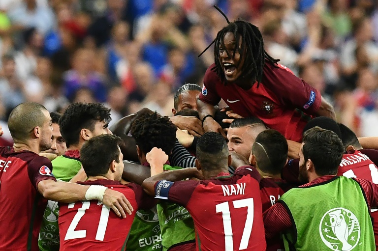 Portugal gana la primera Eurocopa de su historia ante Francia en París