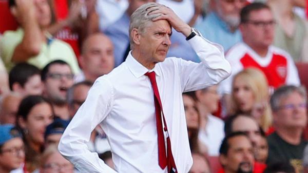 Un empleado renunció para que Wenger pueda fichar jugadores en Arsenal