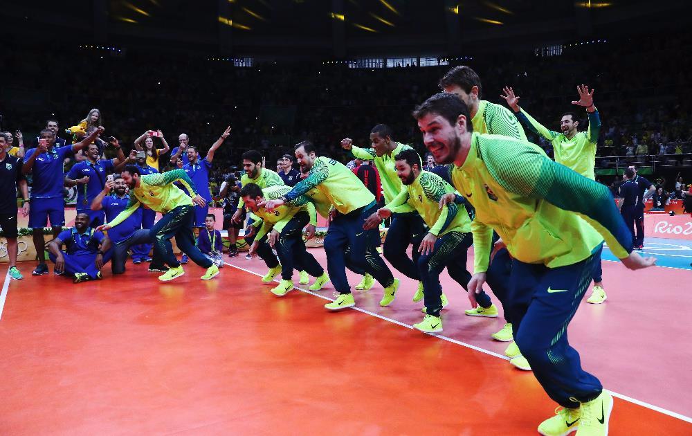 Brasil gana el oro y tricampeonato Olímpico de voleibol masculino en Río