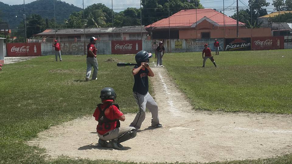 Imdepor y Astros dominan las menores del béisbol de la Liga Roberto Valenzuela