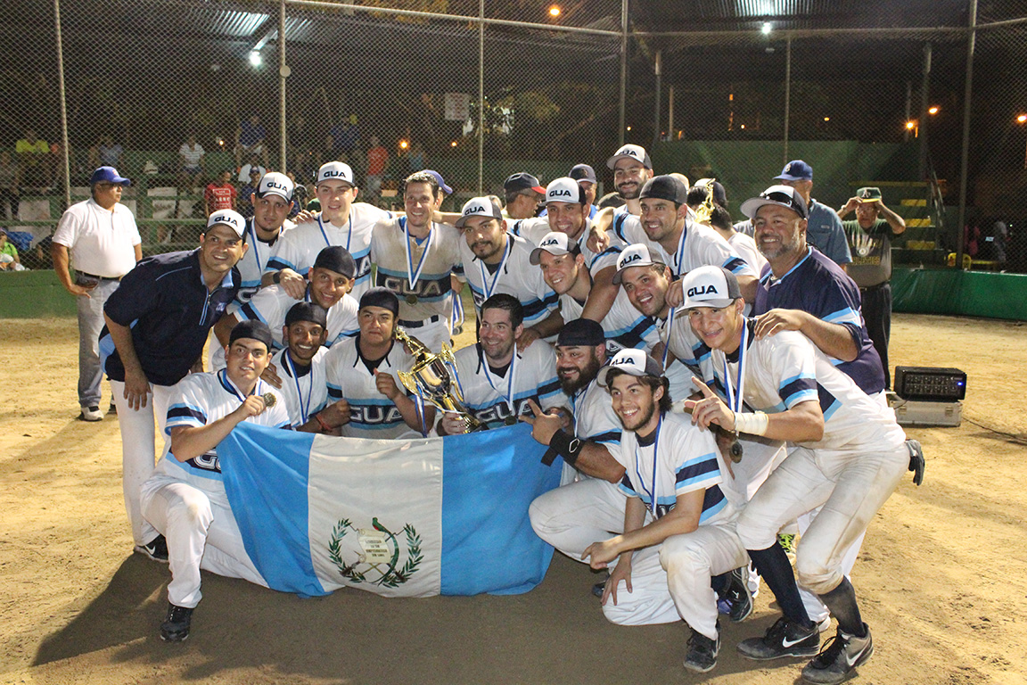 Guatemala remonta a Panamá y se corona campeon del istmo. Honduras es tercero
