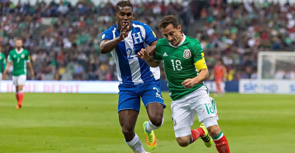 Honduras clasifica al hexagonal final con empate en el Azteca ante México