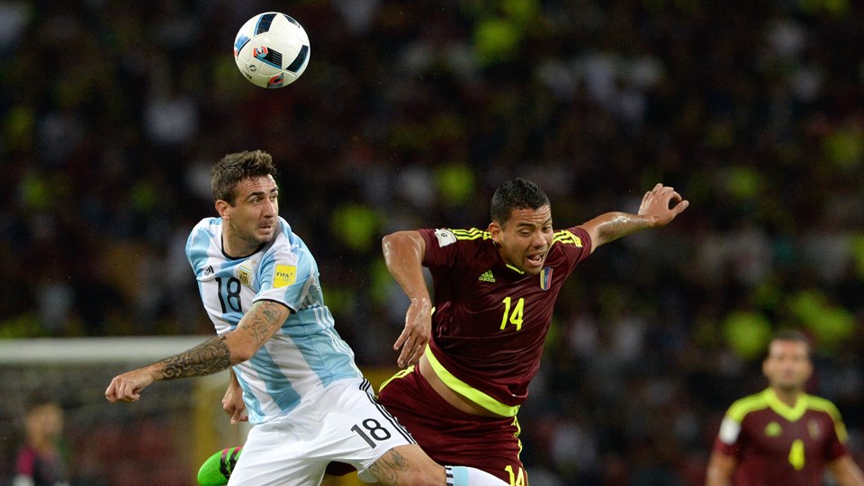 Argentina sin Messi no carbura y apenas rescate un punto frente a Venezuela