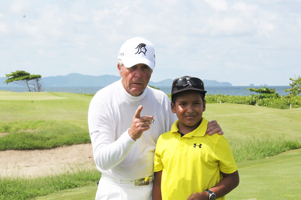 Malaquías Vargas junto a la leyenda viviente del golf, Gary Player. Foto HSI/Reiner Germer