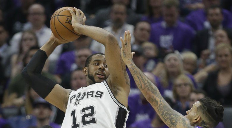 La defensa de los Spurs puede con los Kings de Sacramento