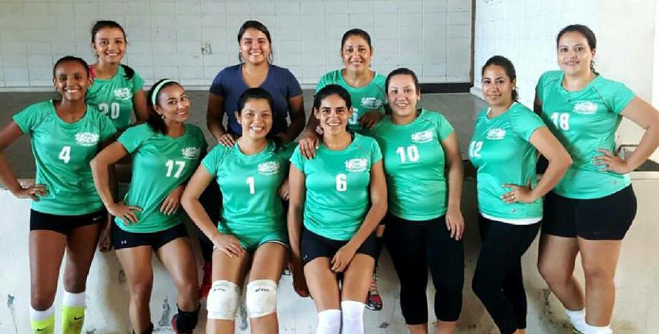 Rebeldes y Titanes mantienen invicto en la Liga Ceibeña de Volleyball