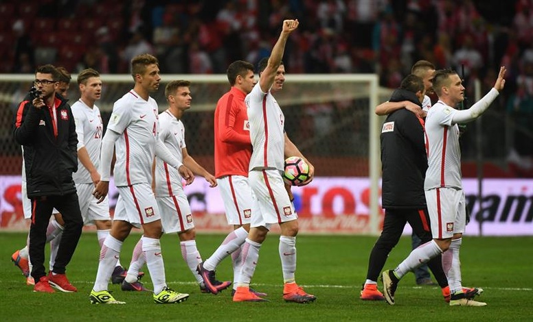 Resumen de la jornada europea: Lewandowski dio aire a Polonia