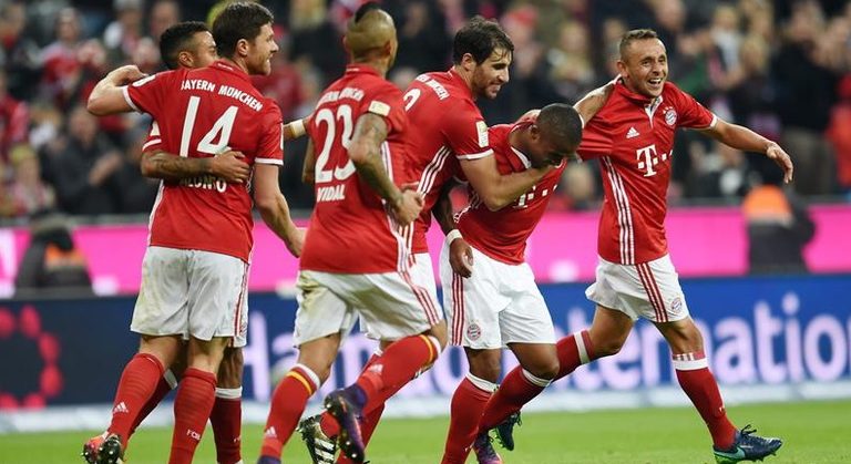 Bayern no afloja el liderato de la Bundesliga frente al Gladbach