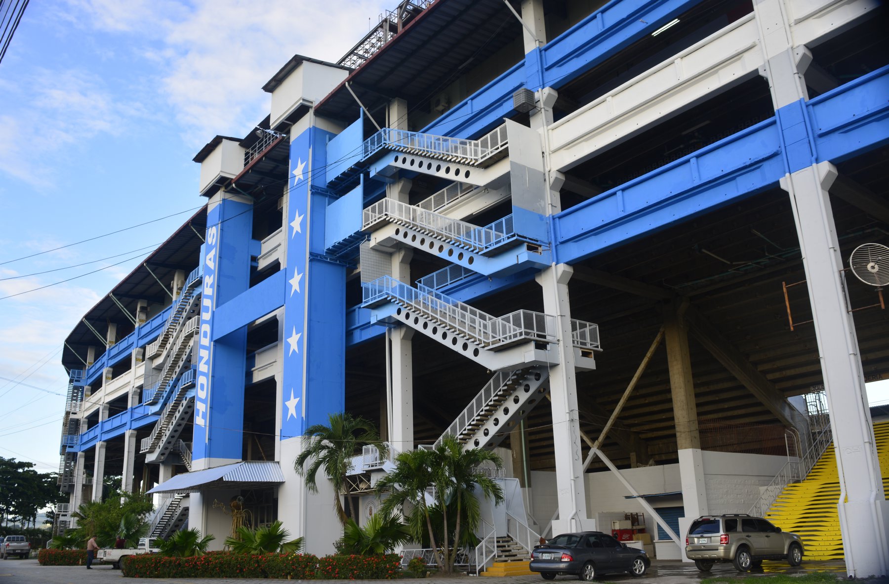 Estadio Olímpico lucirá impecable para los juegos contra Panamá y T&T