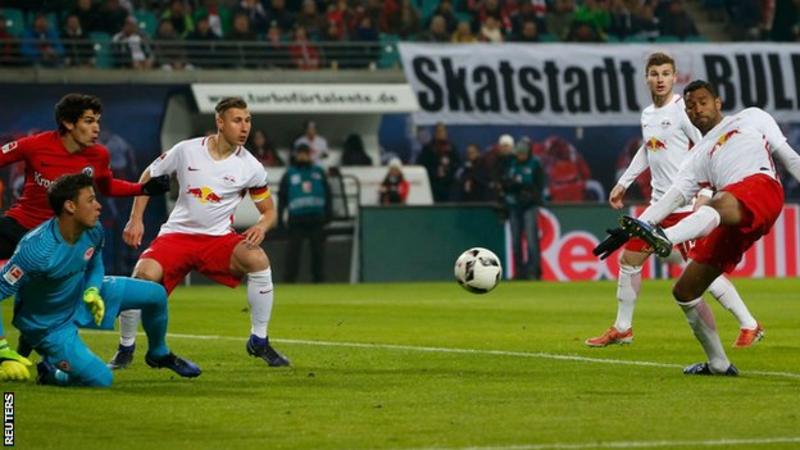 El Leipzig sigue soñando al vencer al Eintracht Frankfurt