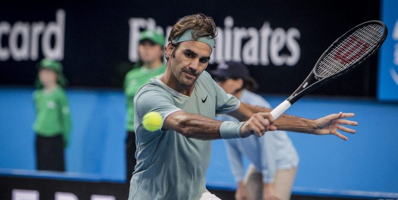 Federer reaparece con victoria en Australia durante la Copa Hopman