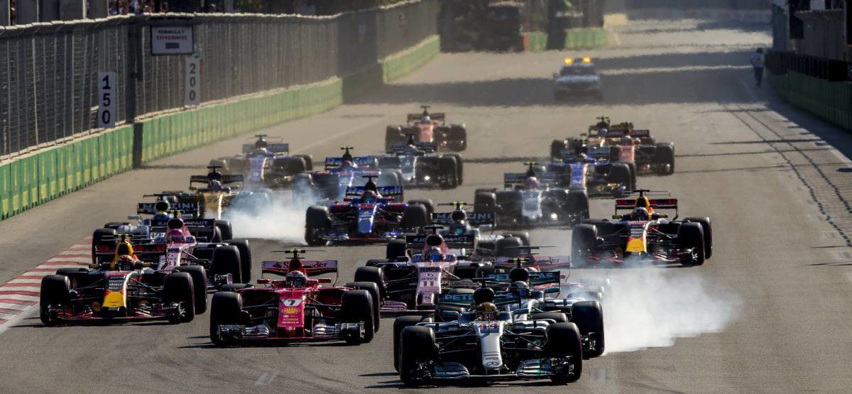 Polémico Gran Premio de Azerbaiyán con choque de Vettel a Hamilton
