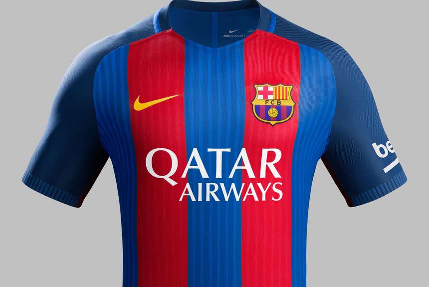 Si te la pones, te apresan. Emiratos Árabes prohíbe camisa del Barça