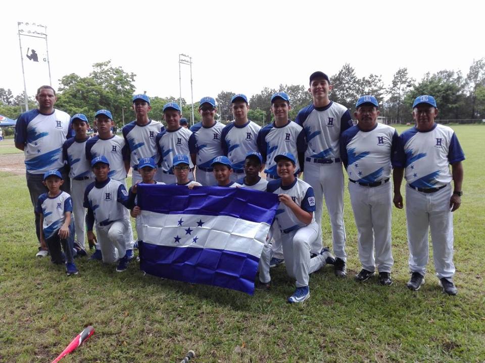 Honduras da campanazo al vencer a México rumbo a las Pequeñas Ligas en Michigan