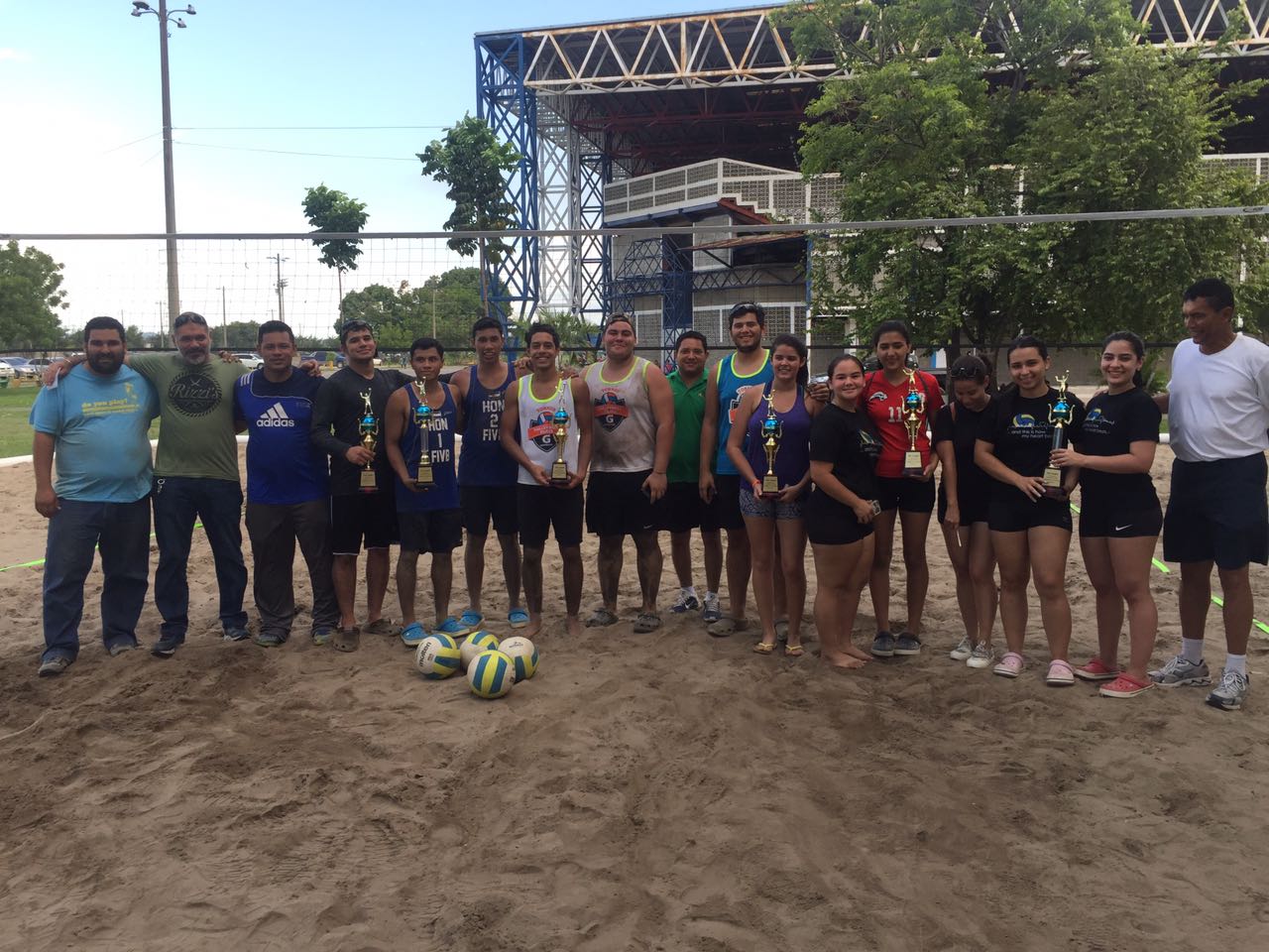 El voleibol de playa regresa a San Pedro Sula casi 20 años después