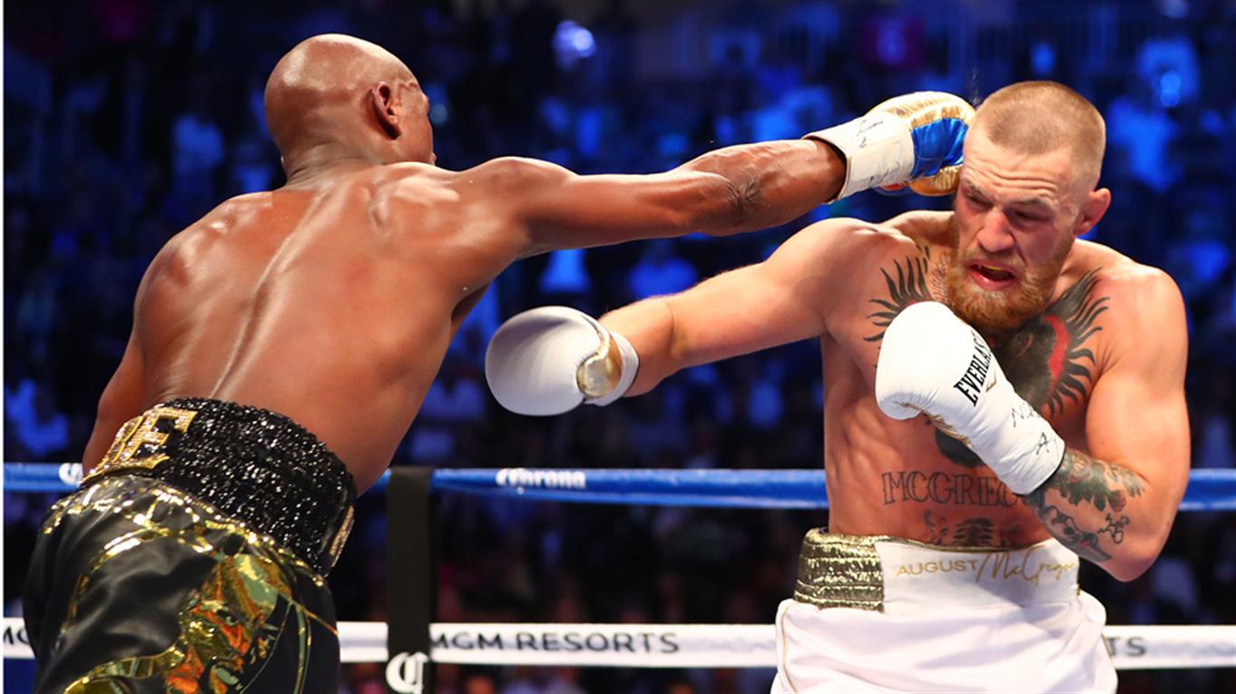 Floyd Mayweather gana la "pelea" mas "rara" del boxeo internacional