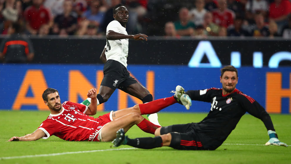 El Bayern de Ancelotti no ve una. Goleado en casa por el Liverpool de Klopp