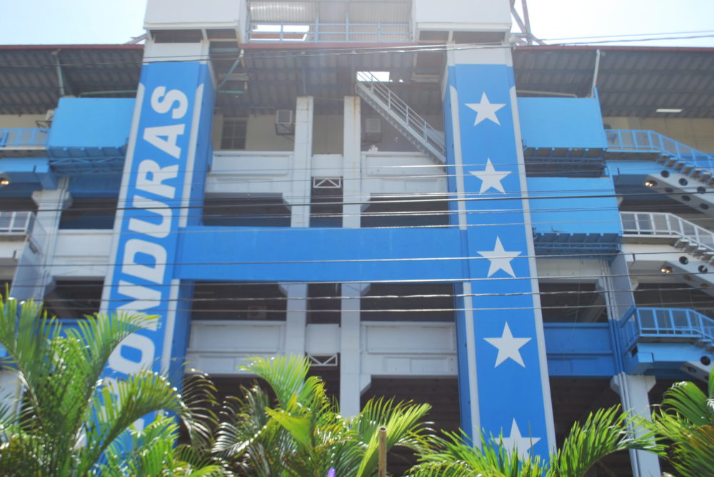 Estadio Olímpico Metropolitano listo para la gran cita de Honduras