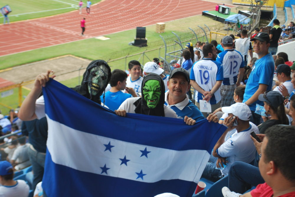 Solo faltan los onces iniciales para el Honduras - Estados Unidos