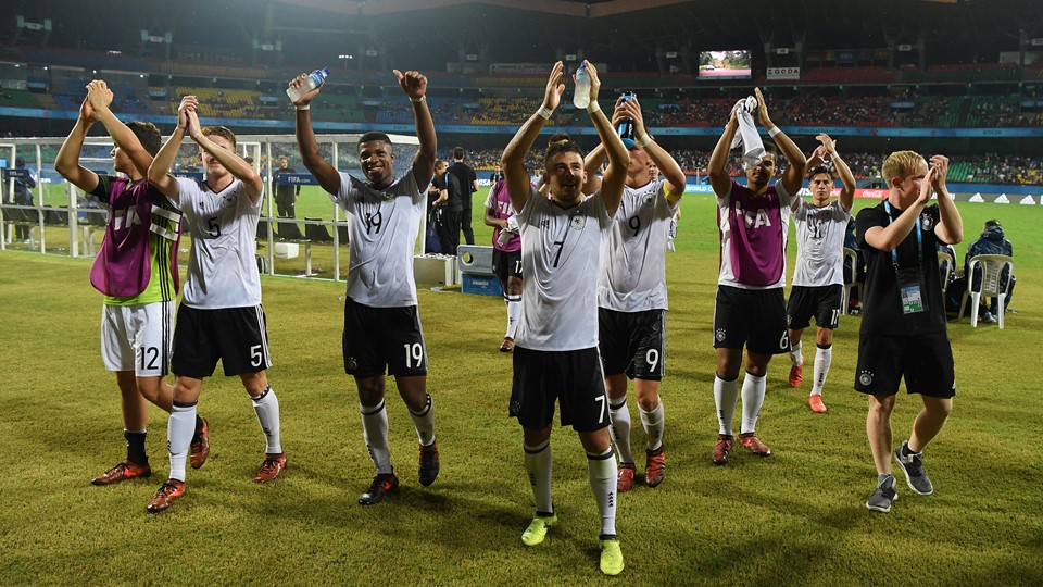 Gracias a triunfos de Alemania e Irán, Honduras clasifica a octavos