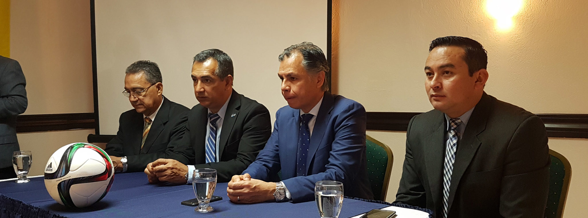 La FIFA y Fenafuth inician curso de administración deportiva en Honduras