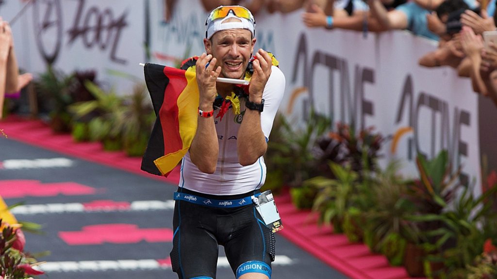 Patrick Lange remonta para ganar con récord el Ironman de Hawái