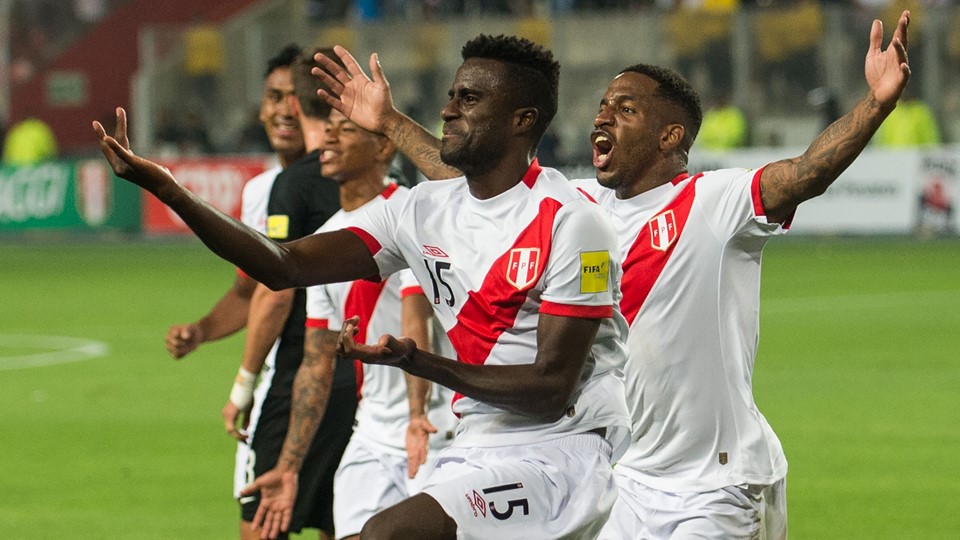 A falta de Guerrero, Farfán y Ramos devuelven a Perú a un Mundial