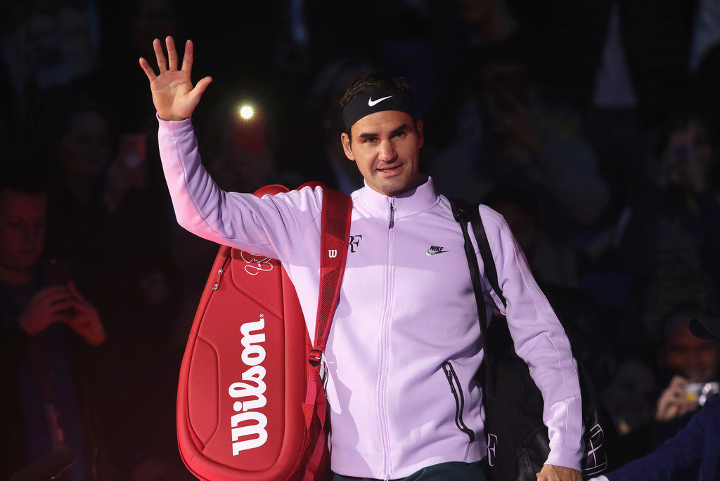 Federer vence a Cilic y termina la fase de grupos de Másters invicto
