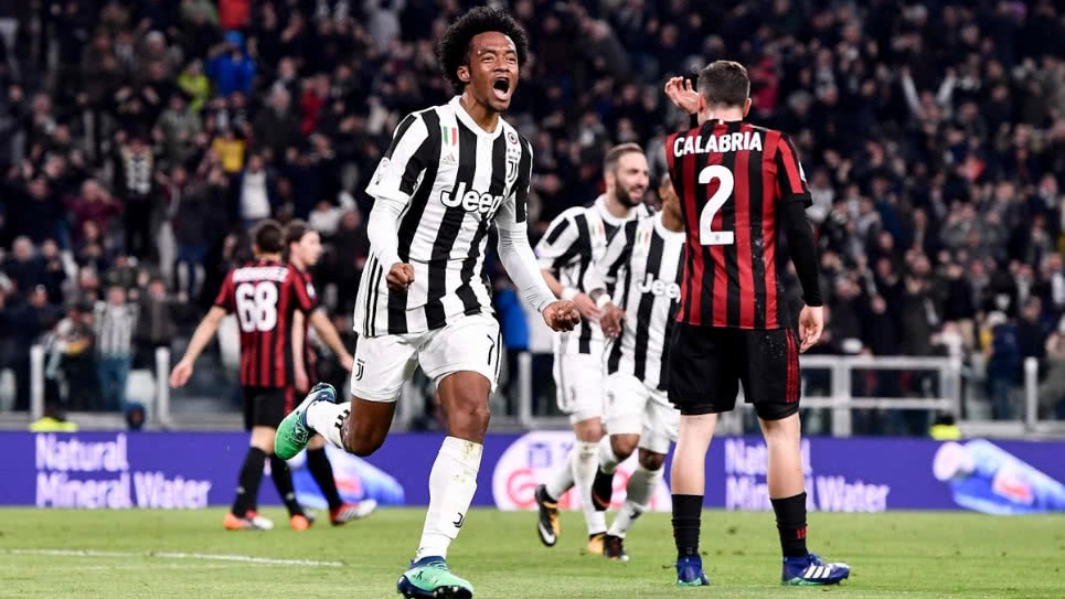 La Juventus no afloja por el Scudetto; Napoli tropieza