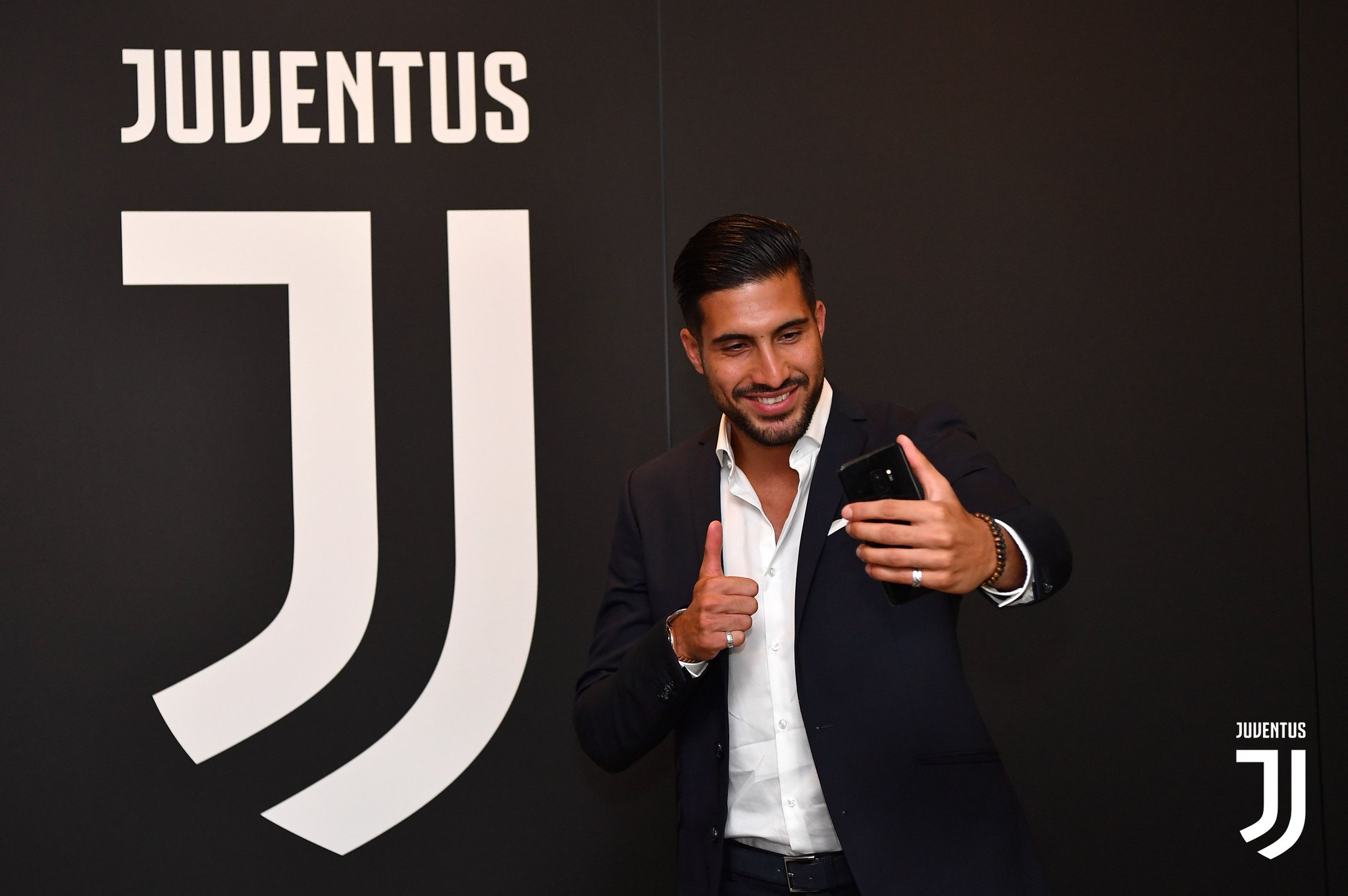 Oficial: el alemán Emre Cam, nuevo jugador de la Juventus