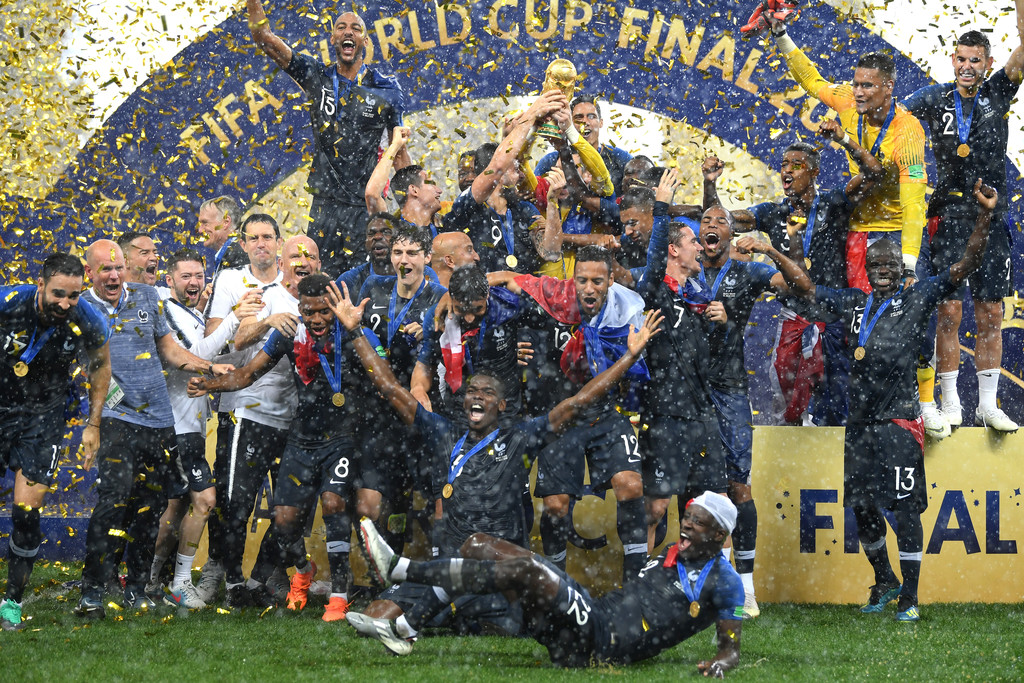 Francia gana su segundo titulo mundial. Croacia campeón de los corazones
