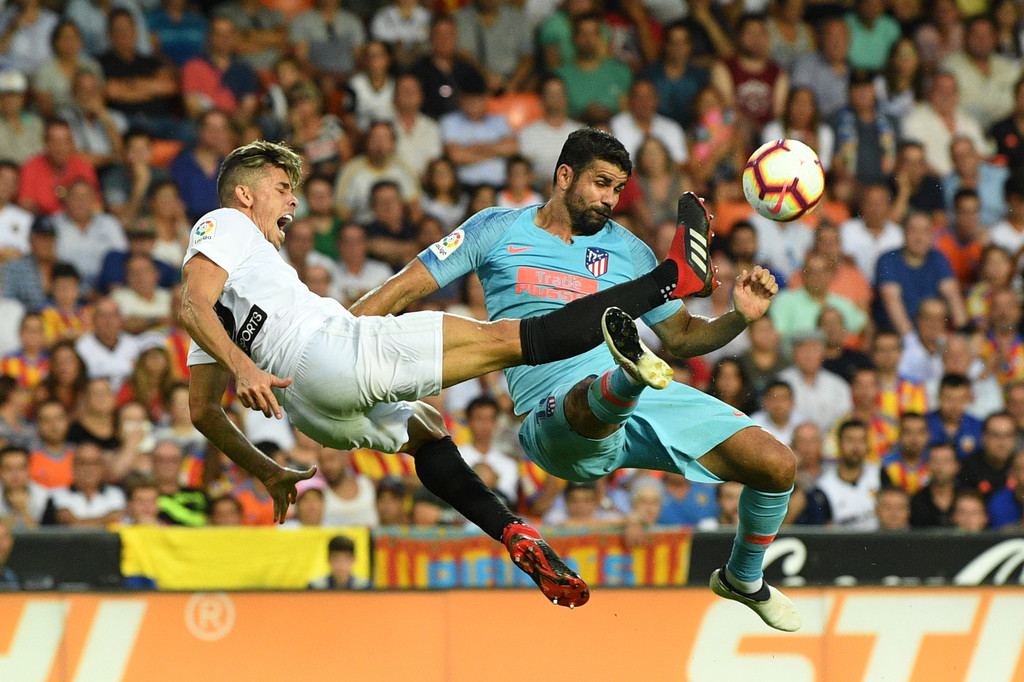 Valencia CF amarga el debut del supercampeón de Europa