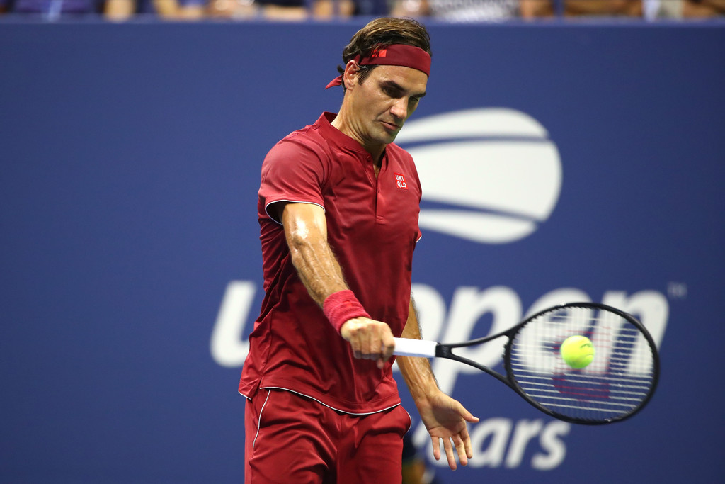 Federer y Djokovic clasifican en debut a siguiente ronda del US Open