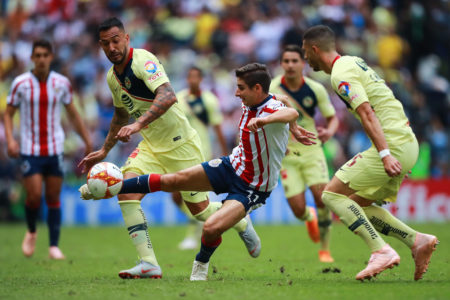 América no pudo pasar del empate frente a su mas odiado rival, Chivas. Foto Getty
