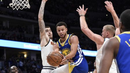Warriors se estrellan contra Nuggets; el Thunder siguen sin ganar en la NBA