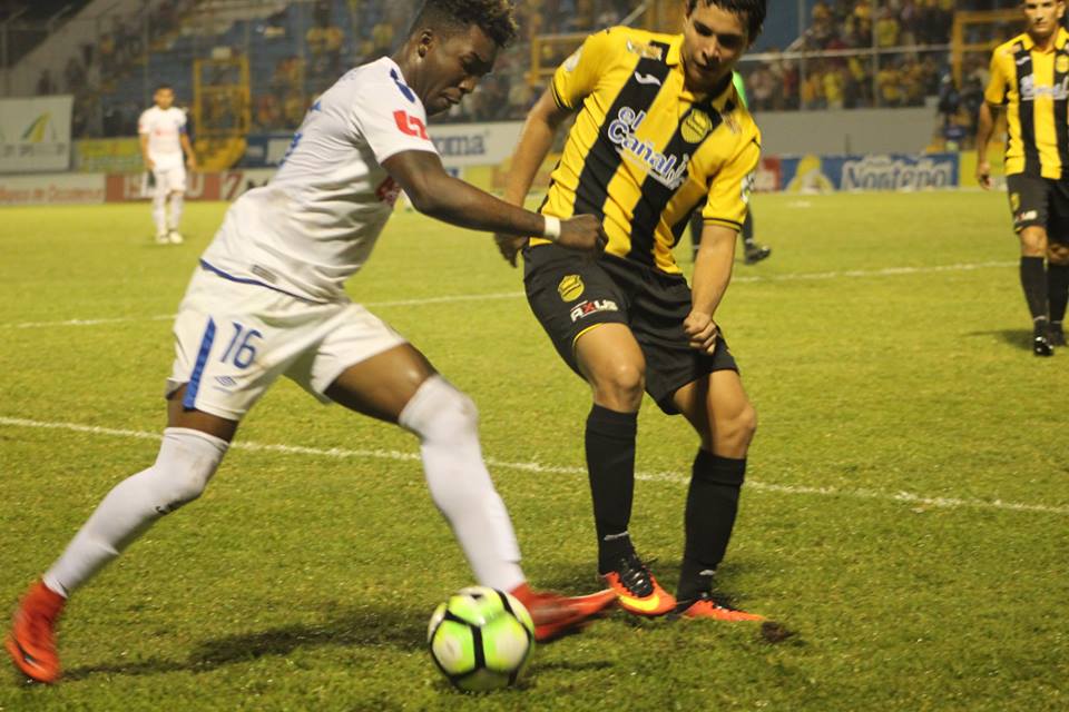 Olimpia espera ganar mañana frente a Lobos por la decimosexta fecha del torneo. Foto HSI/Karla López