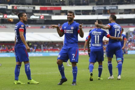 Cruz Azul a evitar que Querétaro le arruine el sueño de ser campeón