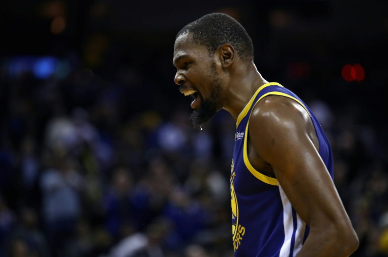 Raptors le pegan a los campeones Warriors a pesar de un gran Durant