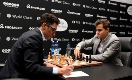 Caruana no resistió la presión del campeón Thor. Foto Getty