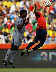 Honduras y Chile se enfrentaron en el Mundial de Sudáfrica 2010. Foto Getty