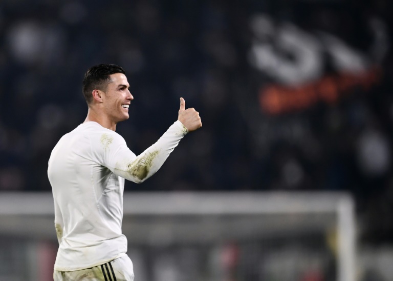 Cristiano Ronaldo celebra una victoria en la Serie A itailiana contra el Inter. Foto AFP