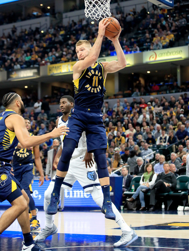 Domantas Sabonis tuvo 17 puntos y ocho rebotes