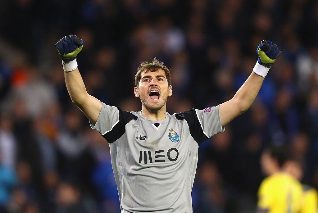 Iker Casillas agiganta su leyenda en torneos de Europa