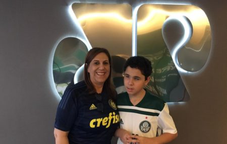 Silvia y Nickollas-Grecco se volvieron seguidores del Palmeiras. Foto PFC